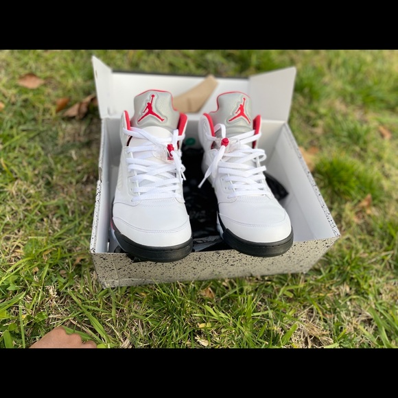 Jordan 5 fire red main image 10